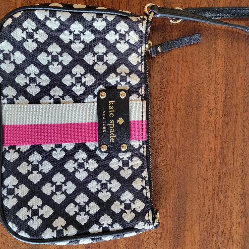 Kate Spade Wristlet - Picture 3 of 5